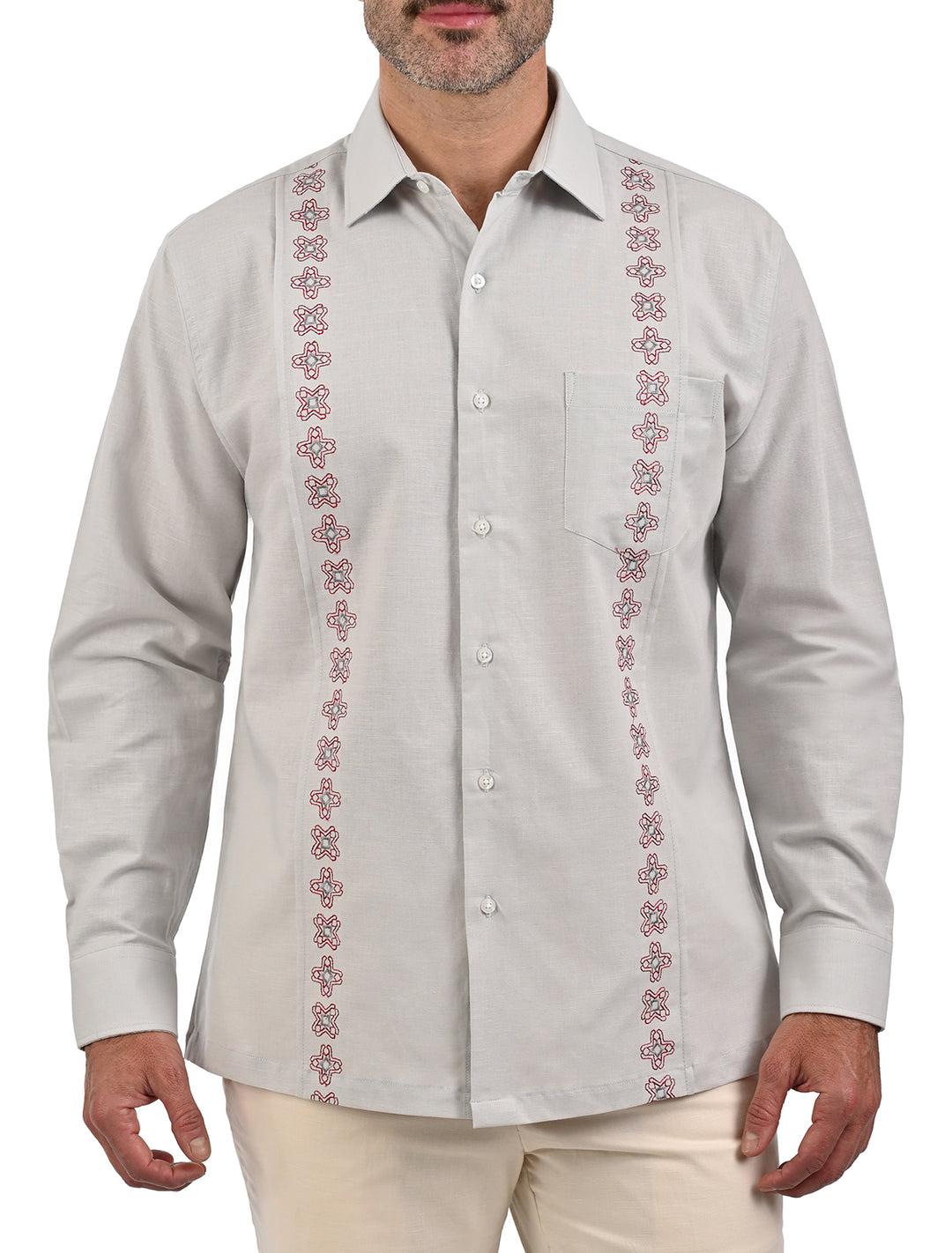 Guayamisa manga larga gris claro con bordado terracota para hombre, vista frontal - Ropa Flamingo
