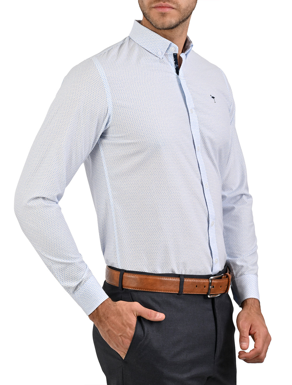 Vista lateral de camisa manga larga slim con patrones celeste - Ropa Flamingo