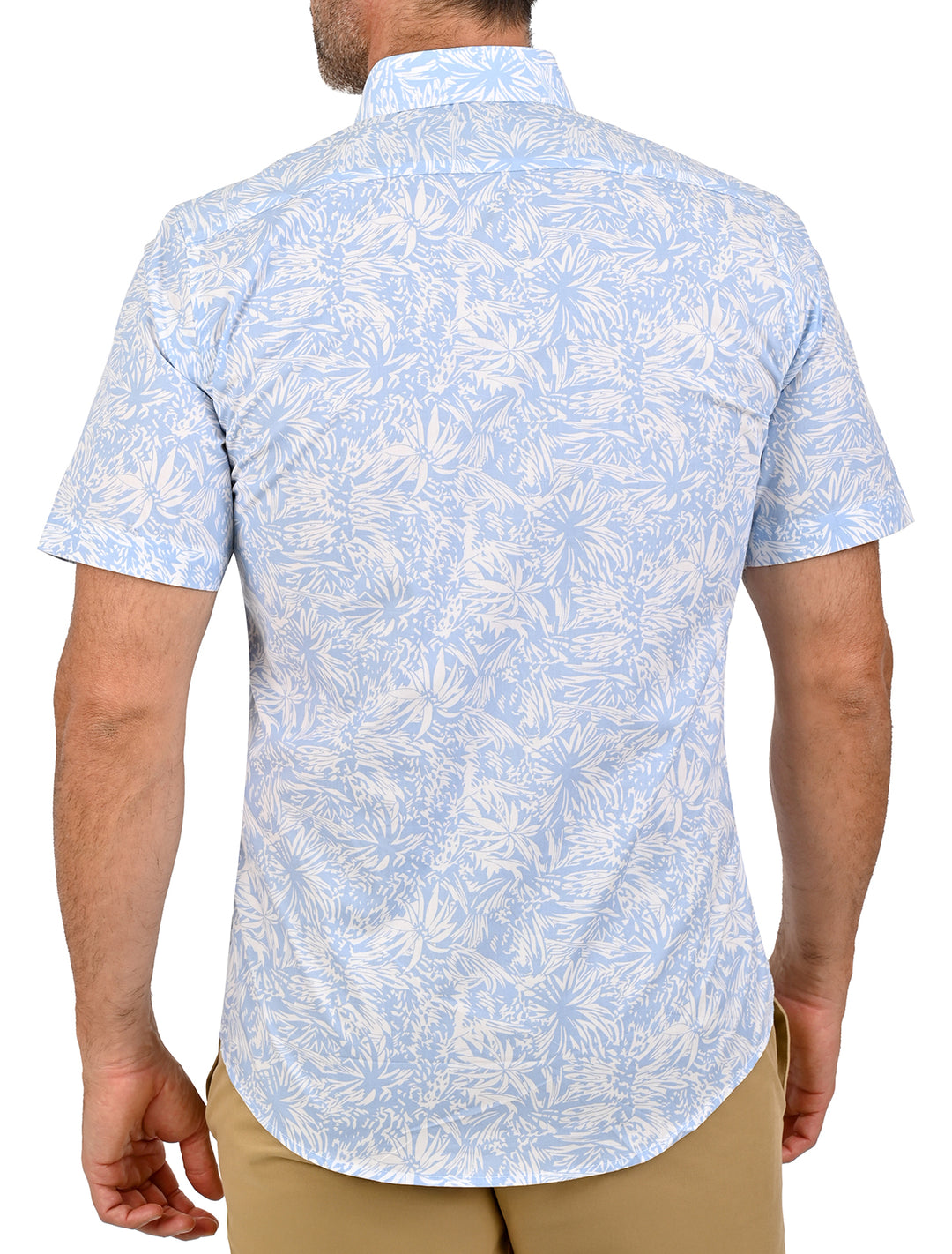Vista trasera de camisa manga corta Calm celeste con estampado de hojas - Ropa Flamingo