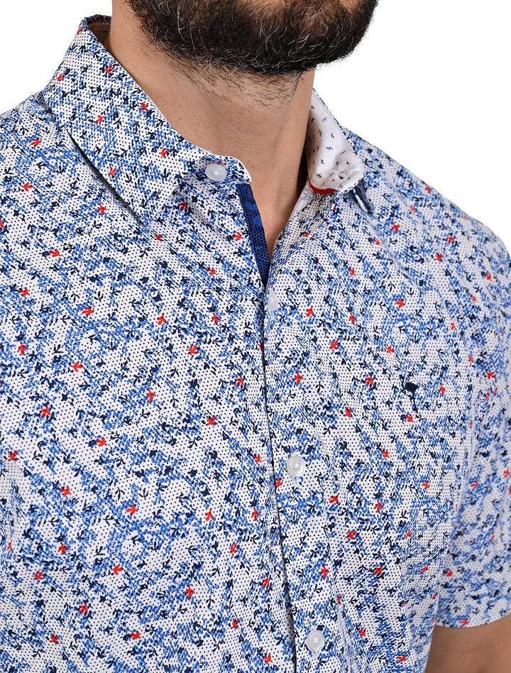 Detalle del cuello y micro diseño multicolor en camisa manga corta slim - Ropa Flamingo